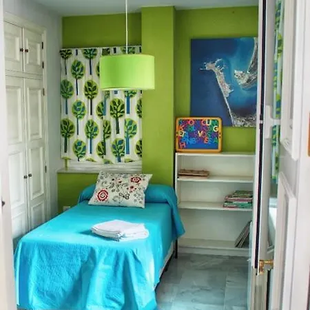 Penthouse With Large Terrace In Center Of