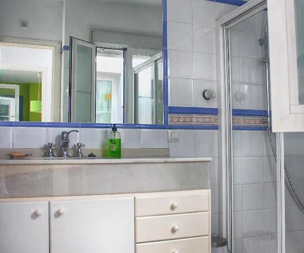 Penthouse With Large Terrace In Center Of Cádiz