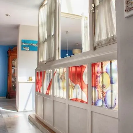 Penthouse With Large Terrace In Center Of شقة *