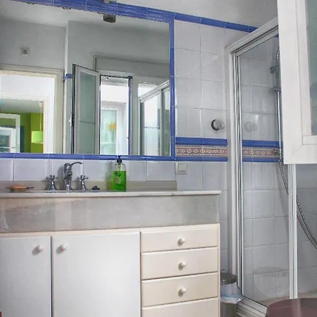 Penthouse With Large Terrace In Center Of Cádiz